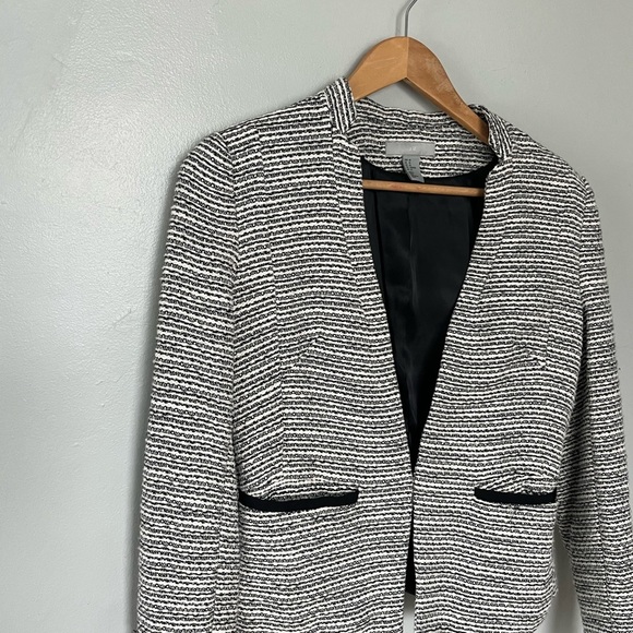 H&M Tweed Blazer Jacket Two Pockets Long Sleeves Black White Medium Large 10 - Picture 4 of 13